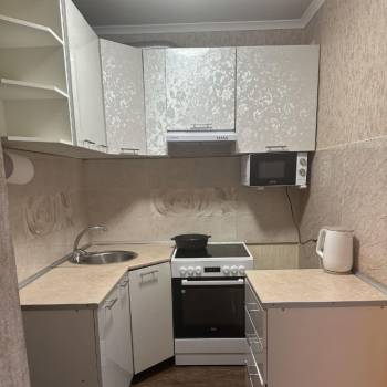 Продается 1-комнатная квартира, 40,7 м²