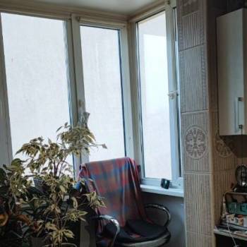 Продается 1-комнатная квартира, 42 м²