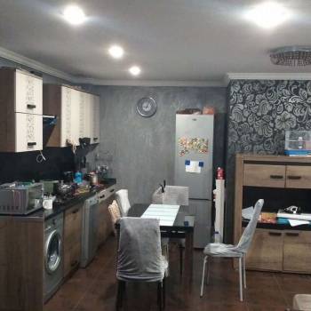 Продается Многокомнатная квартира, 175 м²