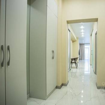 Сдается 2-х комнатная квартира, 64 м²