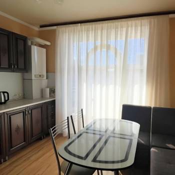 Сдается 1-комнатная квартира, 40 м²