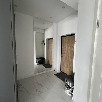Сдается 1-комнатная квартира, 54 м²
