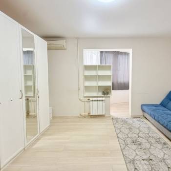 Сдается Многокомнатная квартира, 150 м²