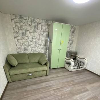 Продается Многокомнатная квартира, 80 м²
