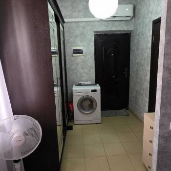 Продается 1-комнатная квартира, 26,7 м²