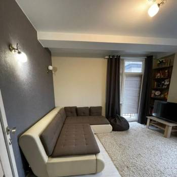 Сдается 1-комнатная квартира, 35 м²
