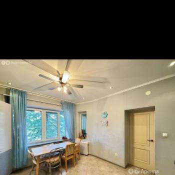 Продается Многокомнатная квартира, 132 м²