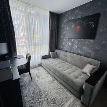 Продается Многокомнатная квартира, 81 м²