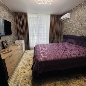 Продается Многокомнатная квартира, 81 м²