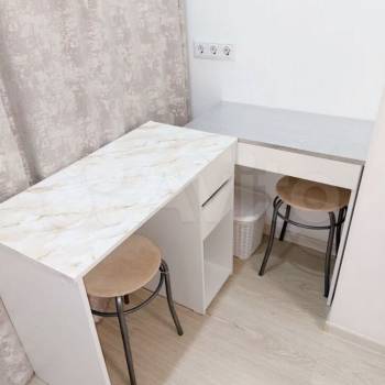 Сдается Многокомнатная квартира, 60 м²