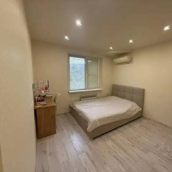 Сдается Многокомнатная квартира, 75 м²