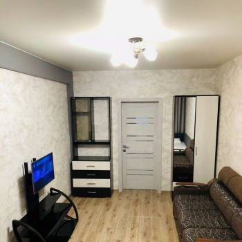Сдается 2-х комнатная квартира, 78 м²