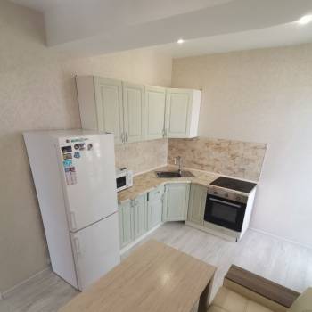 Продается 1-комнатная квартира, 42,4 м²