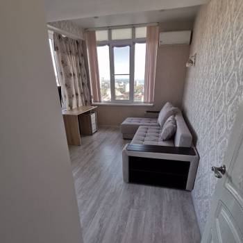 Продается 1-комнатная квартира, 42,4 м²