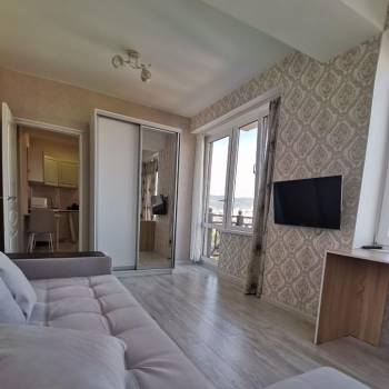 Продается 1-комнатная квартира, 42,4 м²