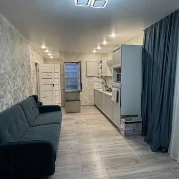 Сдается 1-комнатная квартира, 50 м²