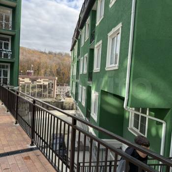 Продается 1-комнатная квартира, 32 м²