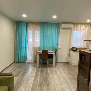Сдается 1-комнатная квартира, 40 м²