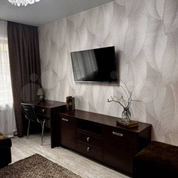 Сдается Многокомнатная квартира, 60 м²