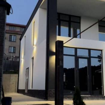 Продается Дом, 180 м²