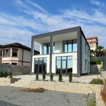 Продается Дом, 180 м²