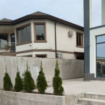 Продается Дом, 180 м²