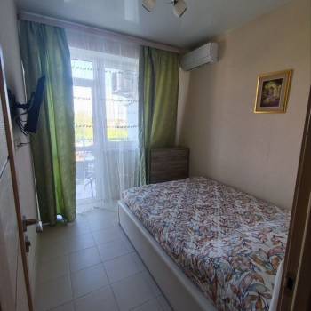 Сдается 1-комнатная квартира, 32 м²