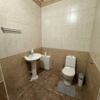 Продается Многокомнатная квартира, 229 м²