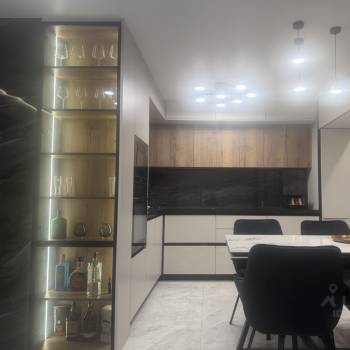 Продается 3-х комнатная квартира, 63 м²