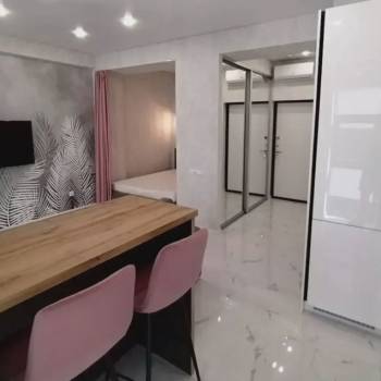 Продается 1-комнатная квартира, 35 м²