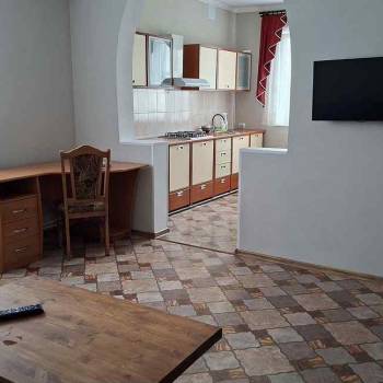 Сдается 2-х комнатная квартира, 70 м²