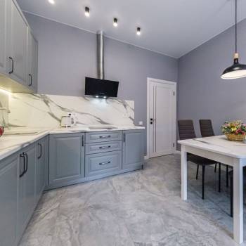 Сдается 1-комнатная квартира, 61,1 м²