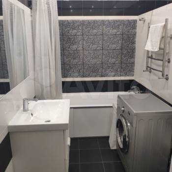 Сдается Многокомнатная квартира, 55 м²