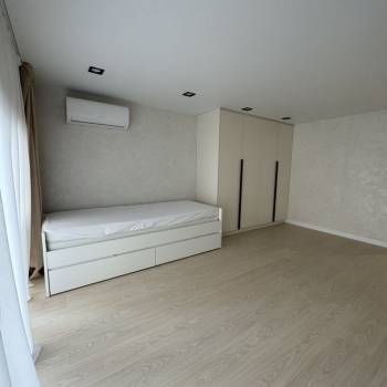 Сдается Многокомнатная квартира, 80 м²