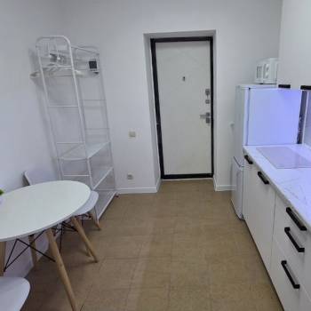 Продается 1-комнатная квартира, 35 м²