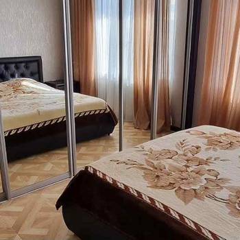 Сдается 2-х комнатная квартира, 65 м²