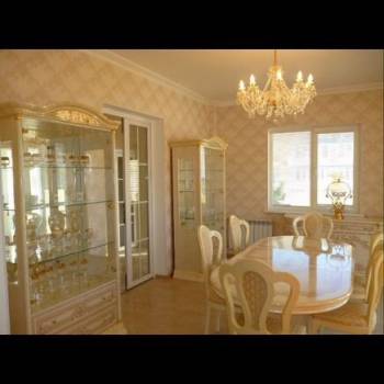Продается Многокомнатная квартира, 205 м²