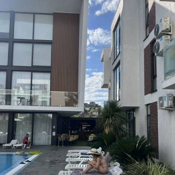 Сдается 1-комнатная квартира, 45 м²