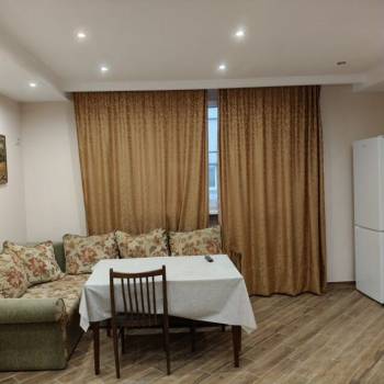 Сдается 1-комнатная квартира, 43 м²