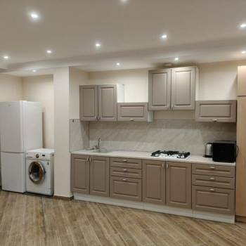 Сдается 1-комнатная квартира, 43 м²