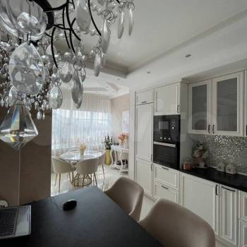 Сдается Многокомнатная квартира, 100 м²
