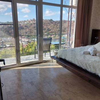Продается Дом, 180 м²