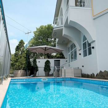 Продается Дом, 450 м²