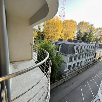 Продается 1-комнатная квартира, 45,9 м²