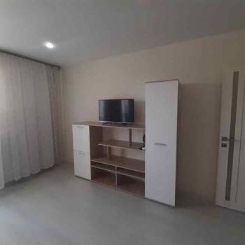 Сдается 1-комнатная квартира, 45 м²