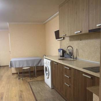 Сдается 1-комнатная квартира, 36 м²