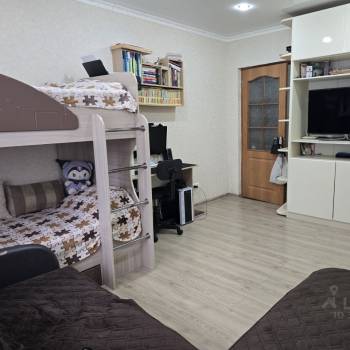 Продается 1-комнатная квартира, 35,8 м²