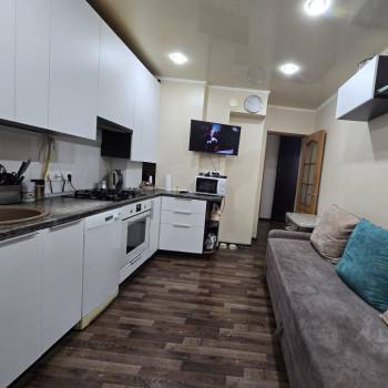 Продается 1-комнатная квартира, 35,8 м²