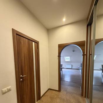 Сдается Многокомнатная квартира, 100 м²