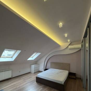 Сдается Многокомнатная квартира, 100 м²